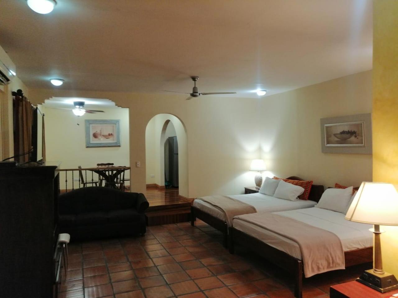 Apartotel Don Francisco San Jose  Bagian luar foto