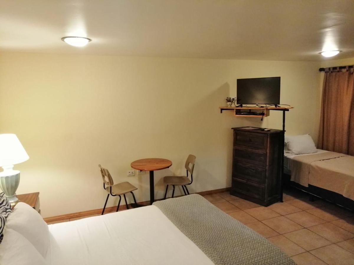 Apartotel Don Francisco San Jose  Bagian luar foto
