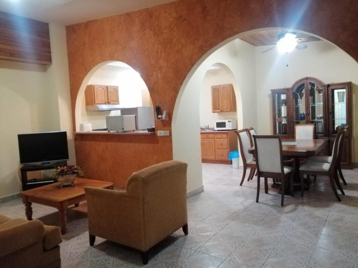 Apartotel Don Francisco San Jose  Bagian luar foto